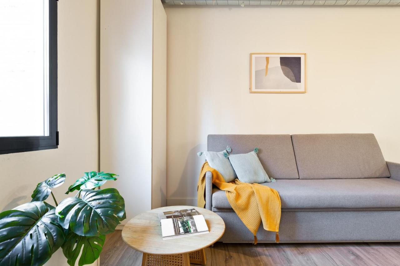 Modern Catalan Apartments By Olala Homes L'Hospitalet de Llobregat Exterior foto